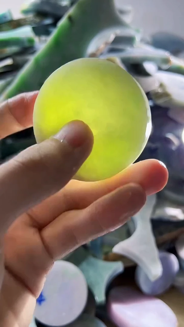 翡翠裸石缅甸翡翠A货文6186