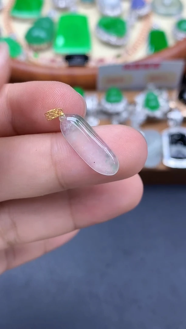 颈饰18K金镶嵌翡翠225-中国好珍宝