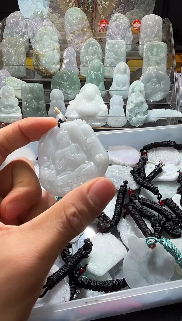 颈饰未镶嵌翡翠川*断12/17    99