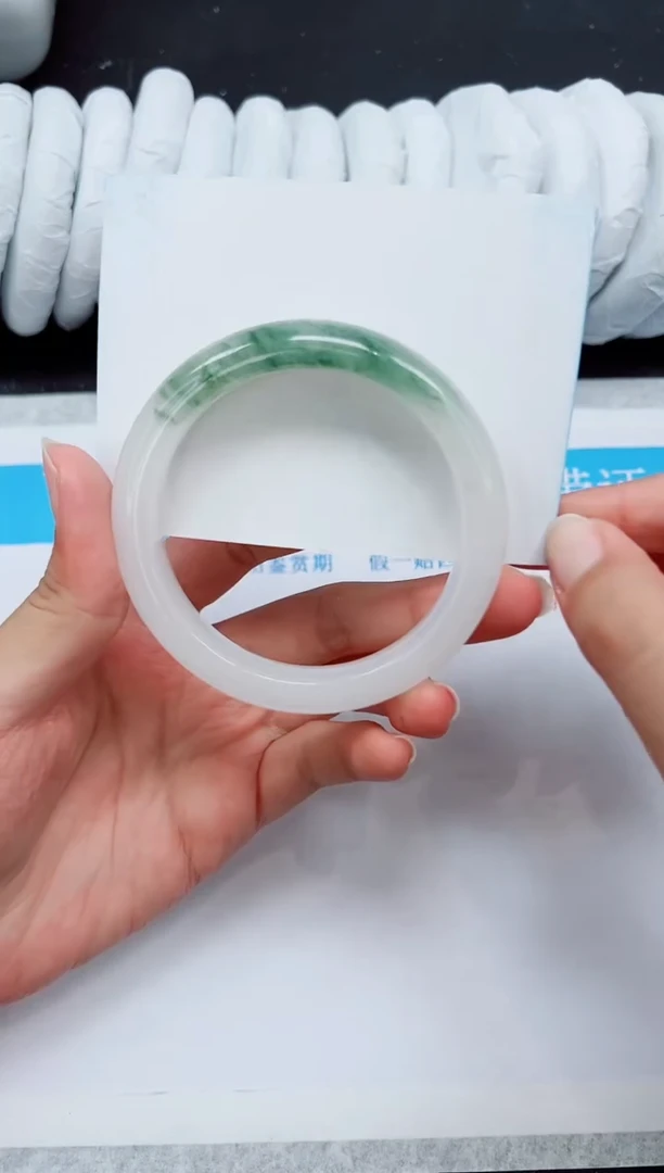 未镶嵌手镯石英质玉A109-60