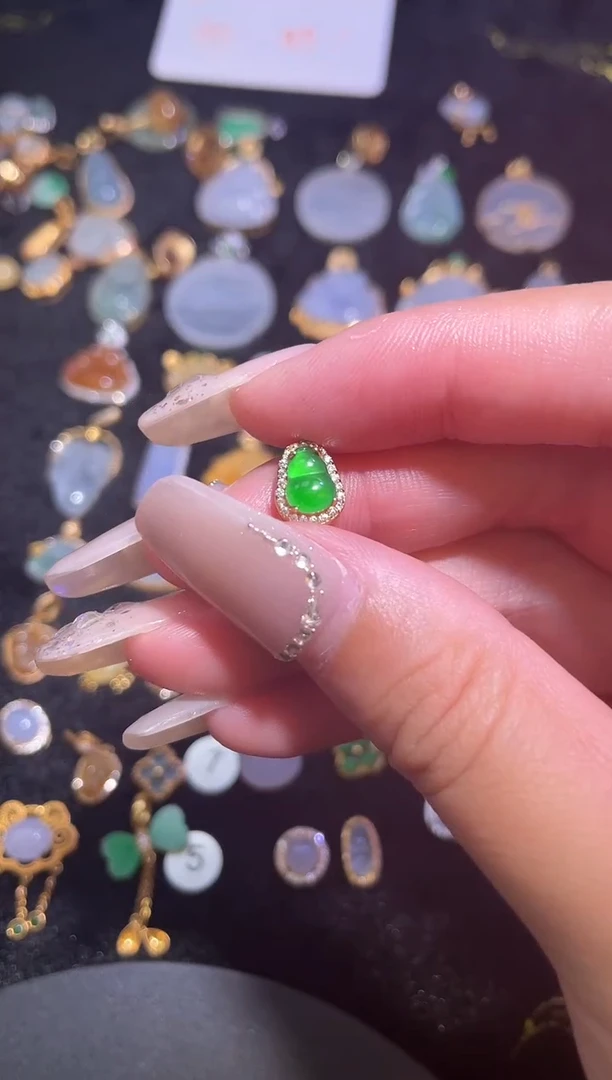 吊坠(不含链)银S925镶嵌翡翠天然a货翡翠