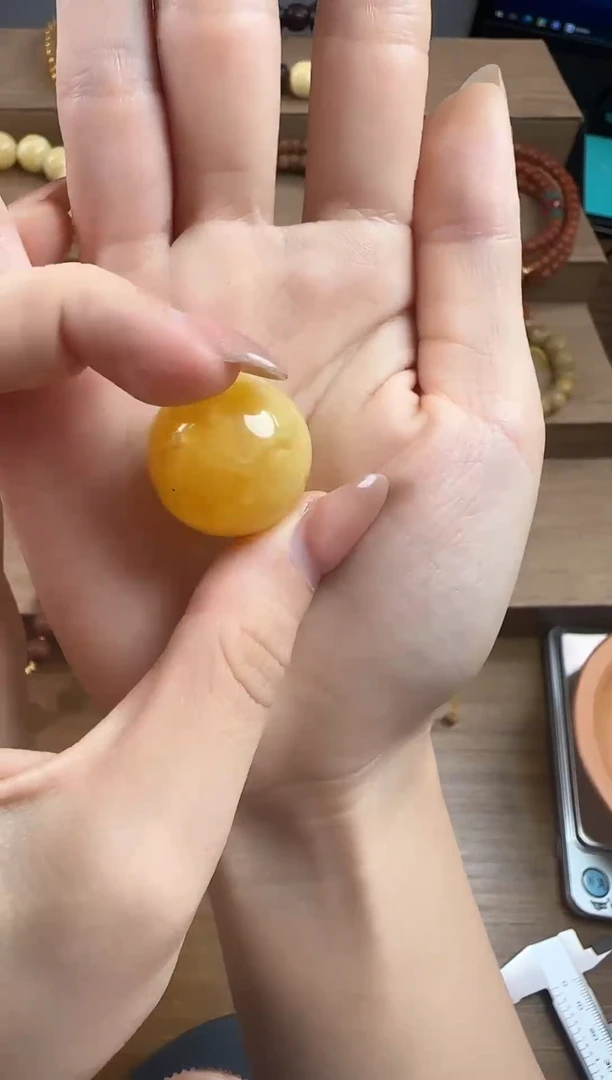 蜜蜡颈饰未镶嵌《限时闪购》