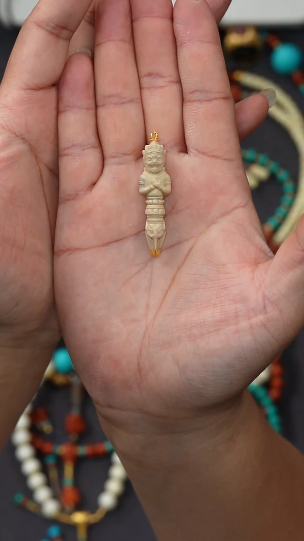 玛瑙/玉髓配饰未镶嵌飞*玛瑙配饰