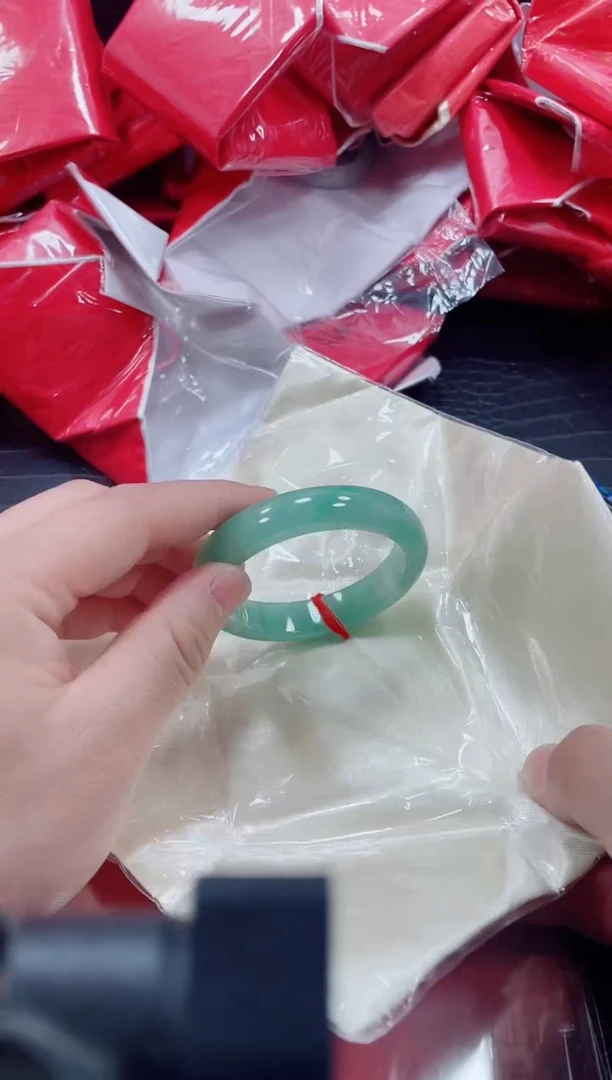 非金属无小哥32号手镯57.1圈口