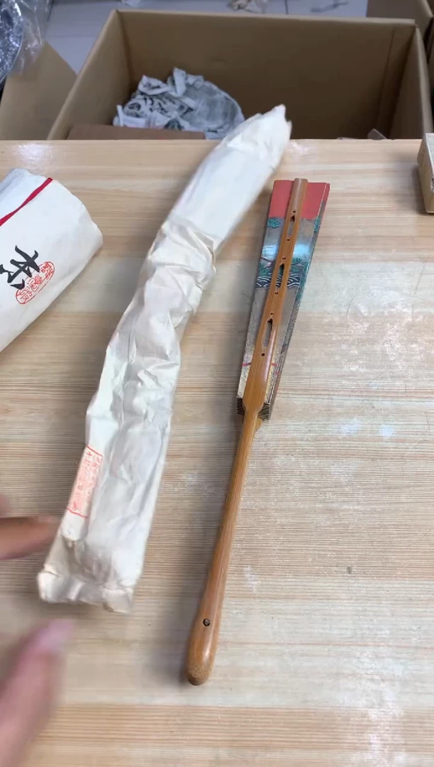 默认微瑕，no退no换，介意勿拍