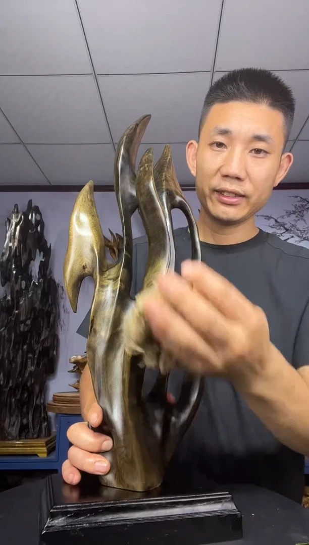 金丝楠木雕款幸****缘金丝楠木工艺品摆件