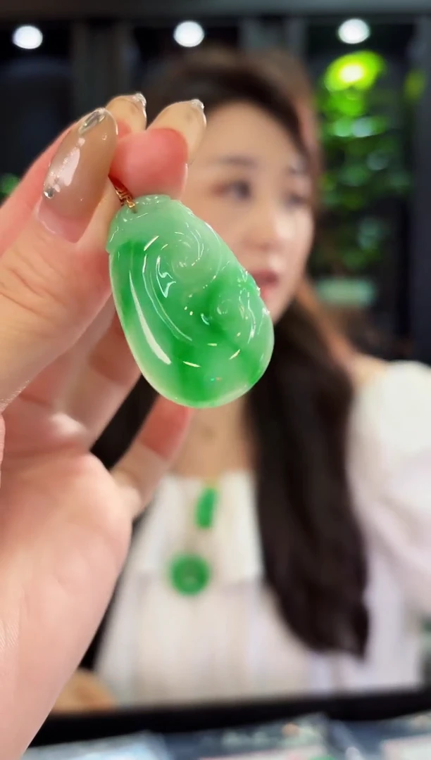 翡翠未镶嵌颈饰 缅料A货/支持复检/一件