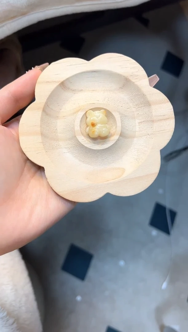 【闪购商品】琥珀珠宝奇石未镶嵌小熊