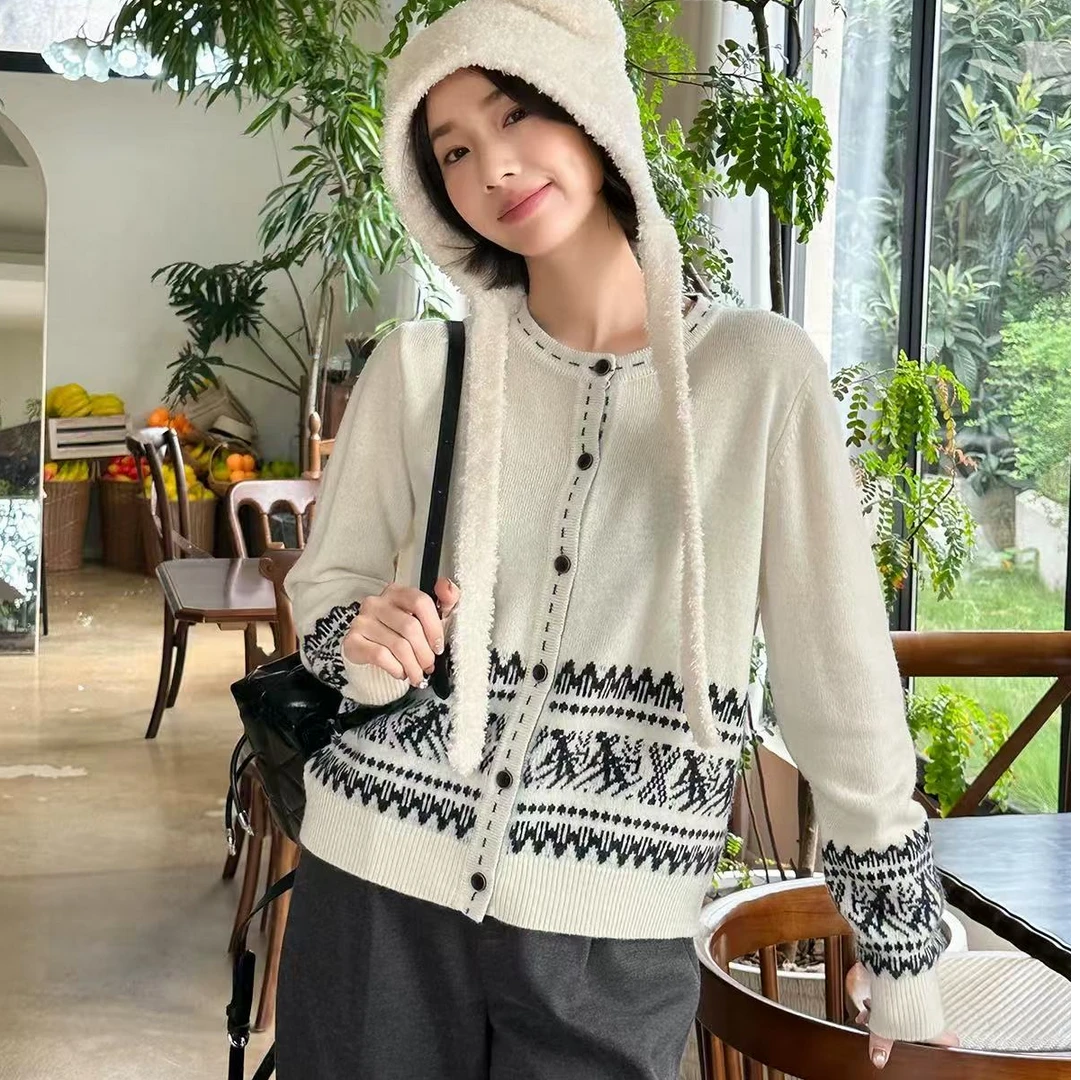 暖冬礼物~费尔岛小众韩版简约复古撞色提花设计感羊毛开衫XN26008