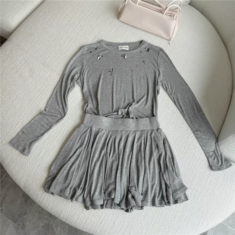 【济州岛】立体亮片设计长袖打底衫+短裙套装 网家