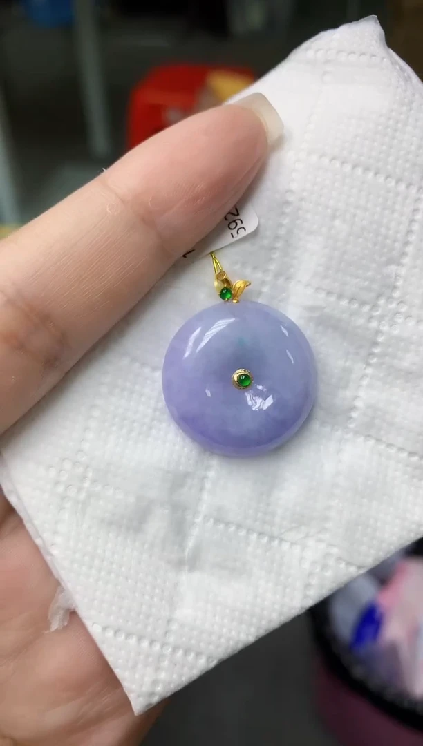颈饰18K金镶嵌翡翠11111111111