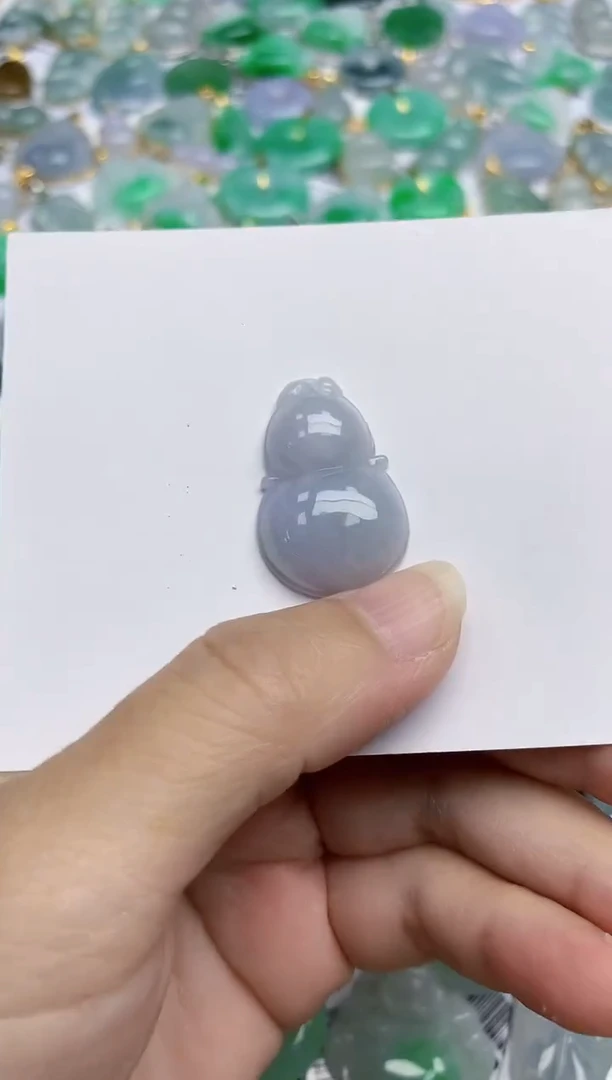 翡翠未镶嵌颈饰天然翡翠A货