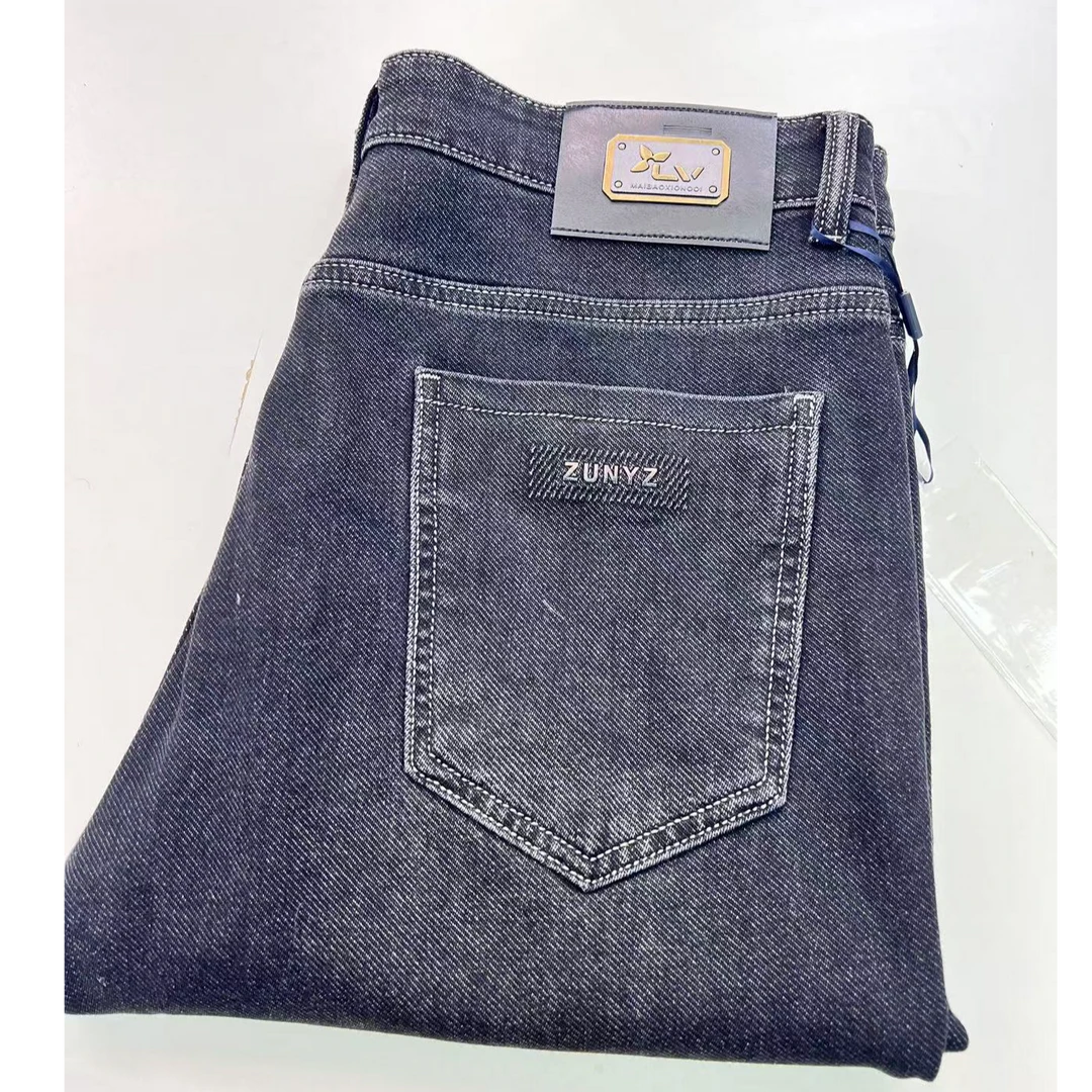 男款时尚加厚牛仔裤