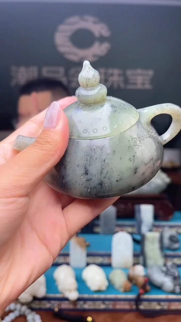 未镶嵌和田玉挂件1