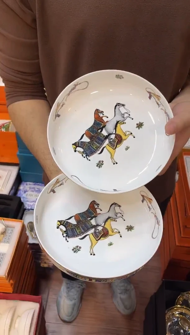 杯鸿辉家品牌瓷器，京东包邮！