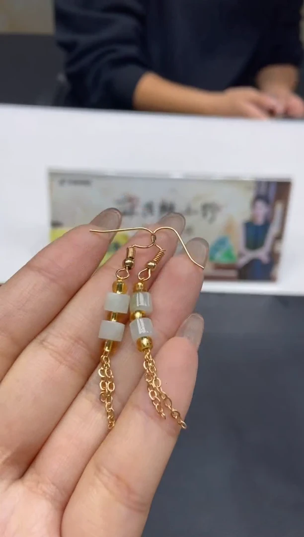 【闪购商品】翡翠耳饰未镶嵌天然翡翠A货01多样性发一