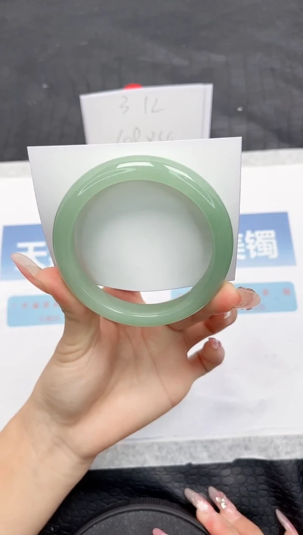 【闪购商品】石英质玉手镯未镶嵌L45-60.3