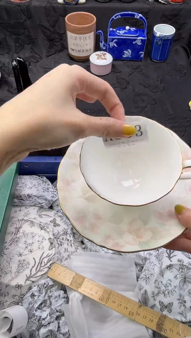 瓷片巴**卡       A833