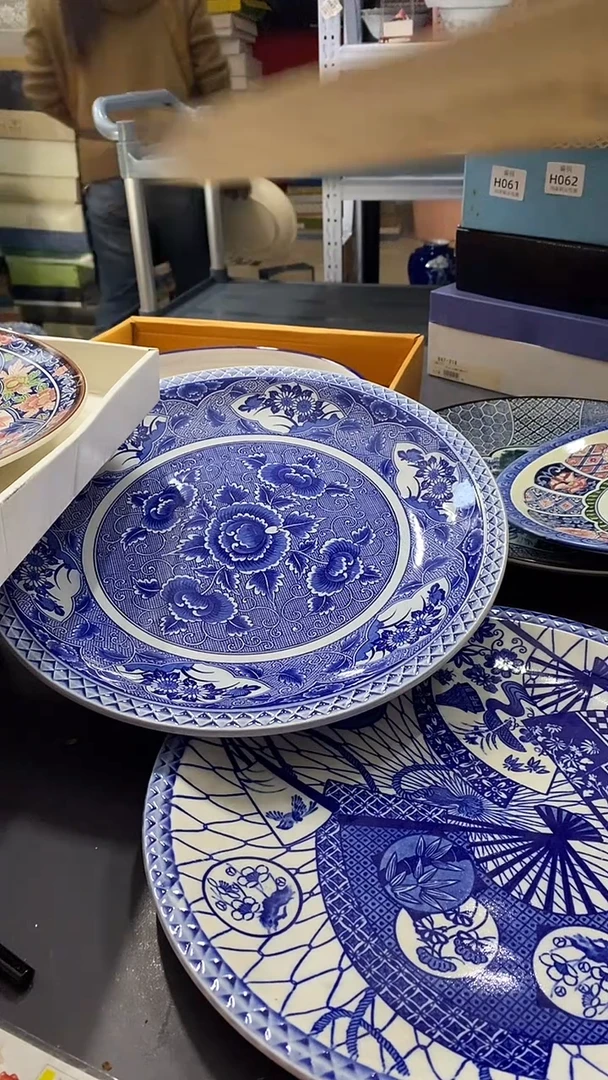 瓷片一****流满38包邮，编号：J151  7只