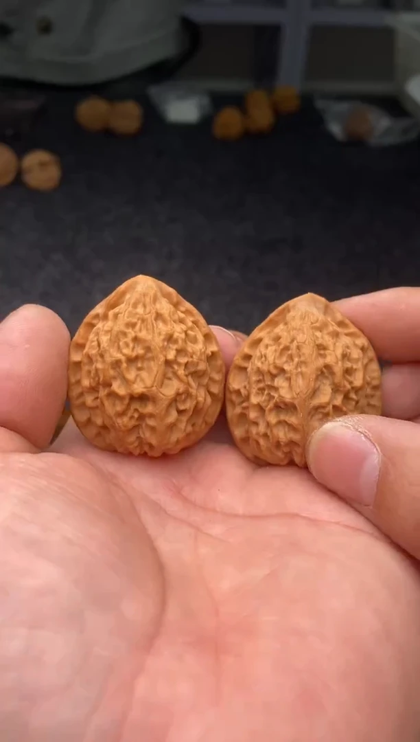 把件文玩核桃B311号38尺金牛