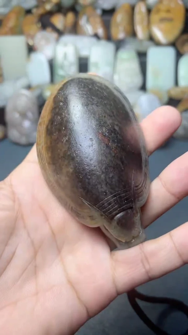 未镶嵌和田玉把件-