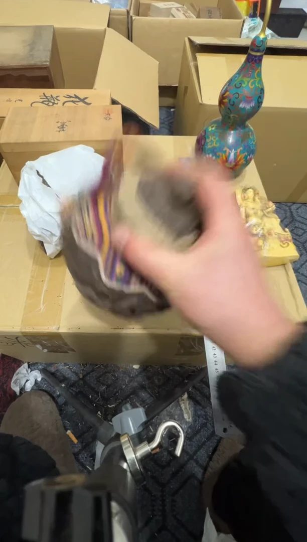陶W****伟高缘中古美术工艺品
