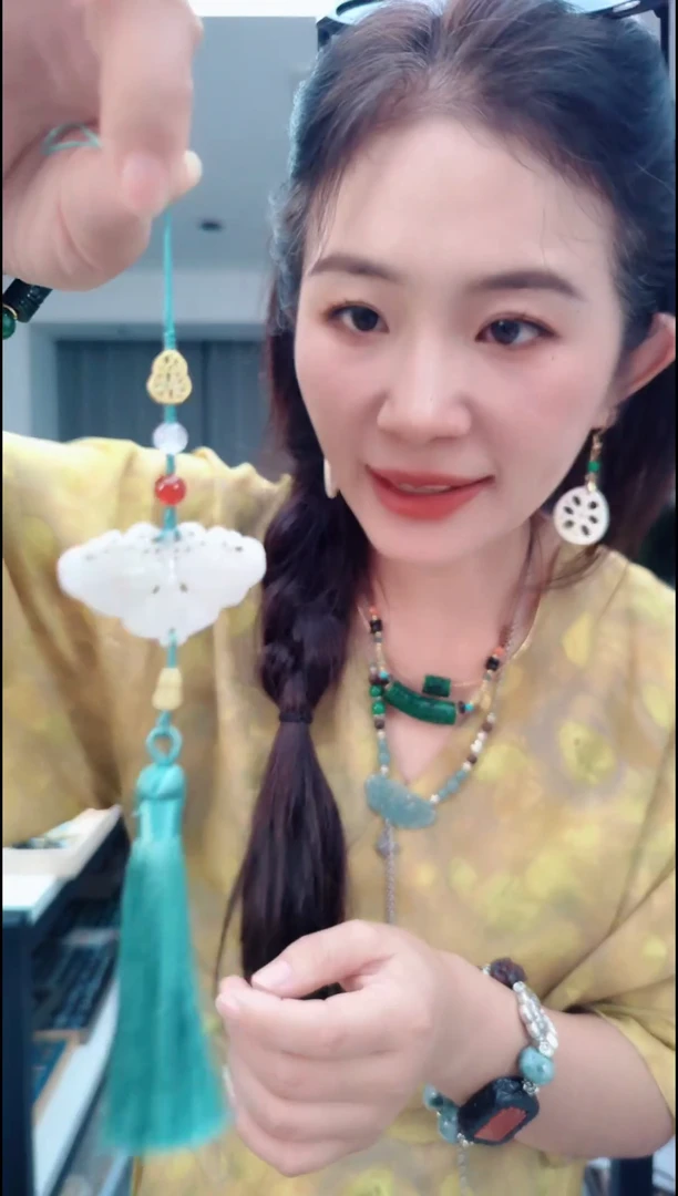 颈饰未镶嵌翡翠1647蝴蝶