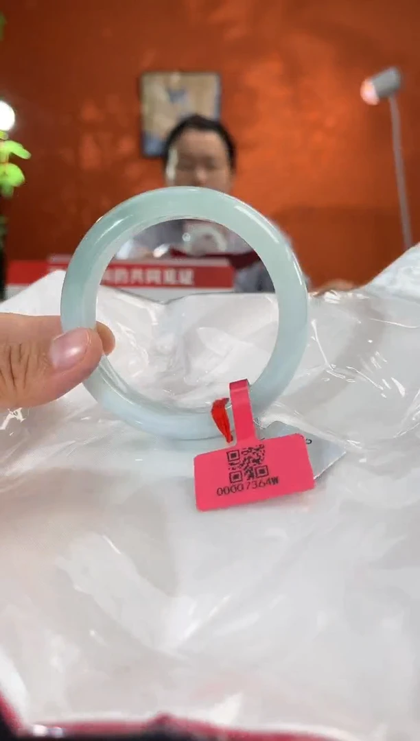 未镶嵌手镯翡翠翡翠手镯