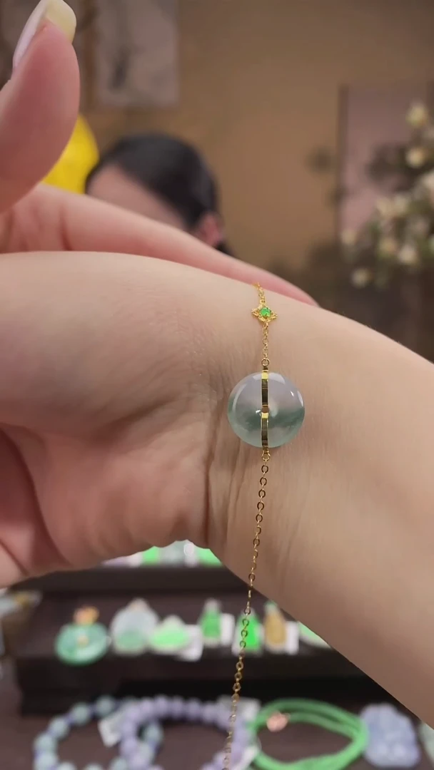 吊坠(不含链)18K金镶嵌翡翠手链