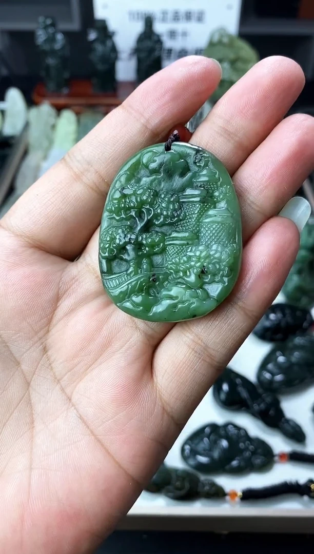 颈饰未镶嵌和田玉1