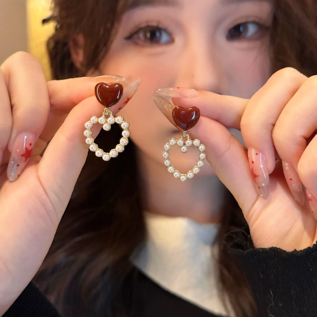 合金仿珍珠耳饰 韩版温柔镂空爱心桃心钉甜美复古宫廷风耳环女