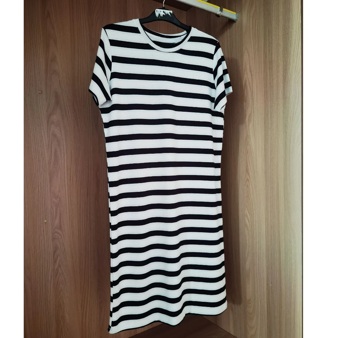 41208简约舒适条纹睡裙