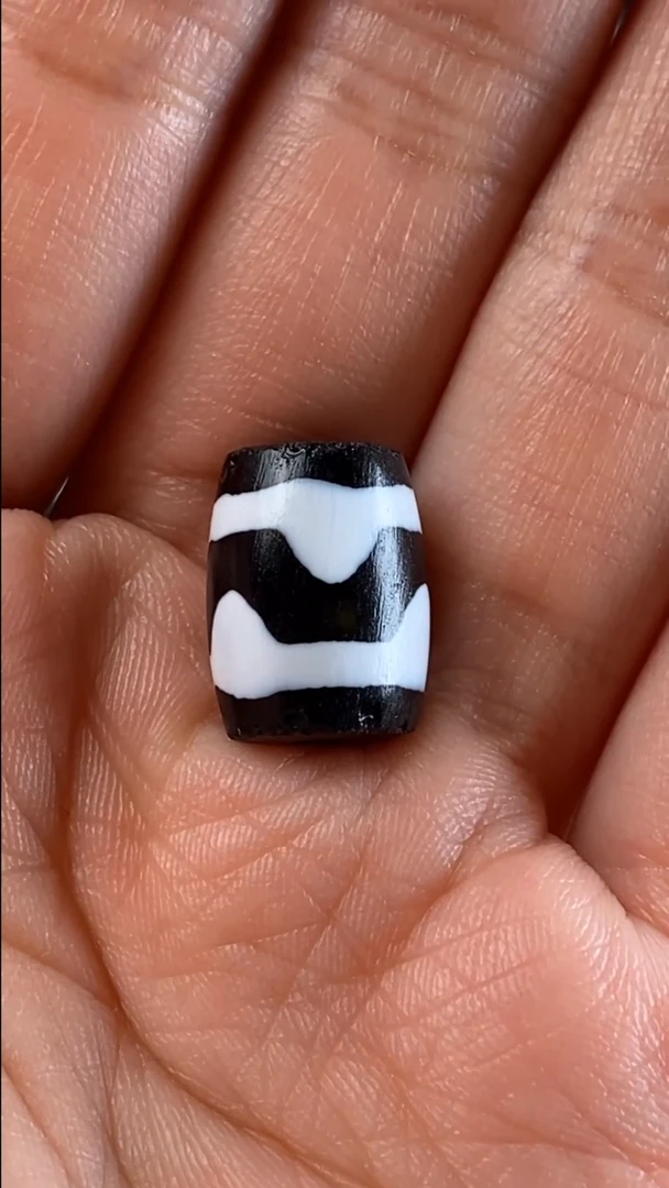 未镶嵌玛瑙/玉髓珠宝奇石1