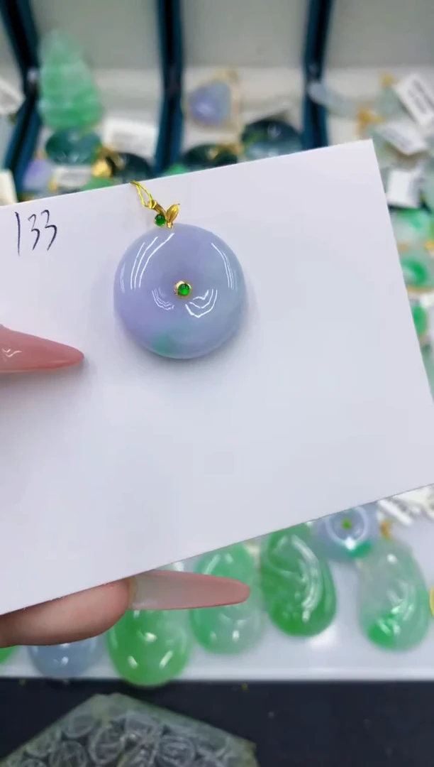 颈饰18K金镶嵌翡翠111111111111111