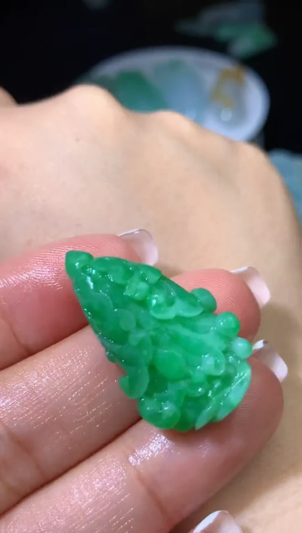 未镶嵌定制翡翠毛货