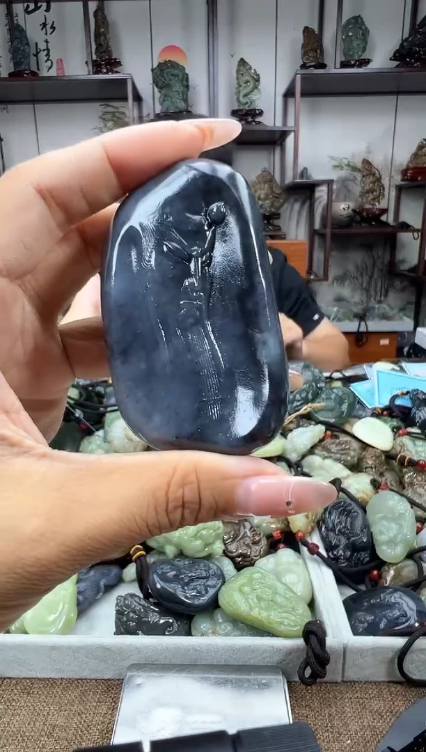 和田玉未镶嵌把件1