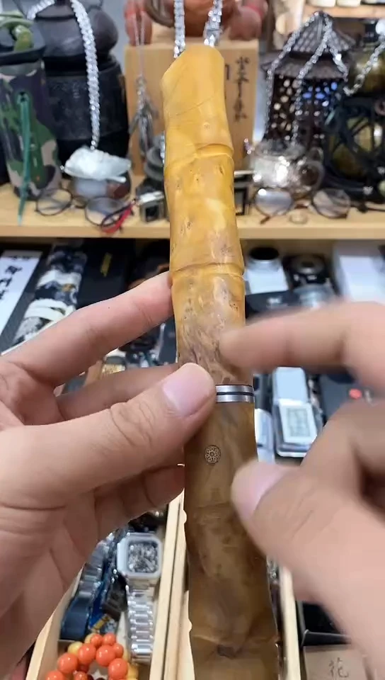 瓷片闪购商品  如图所示