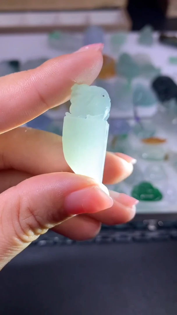 定制翡翠未镶嵌