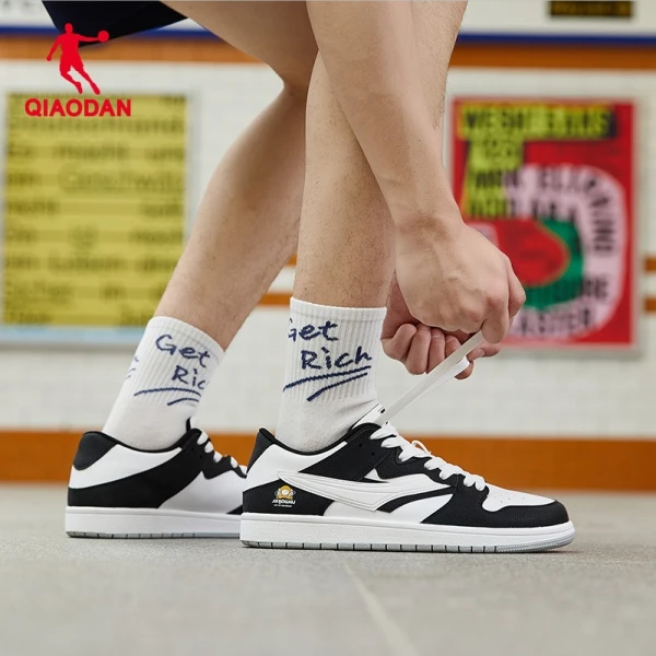 中国乔丹2025春夏新款板鞋男女拼接撞色休闲情侣运动鞋百搭男鞋