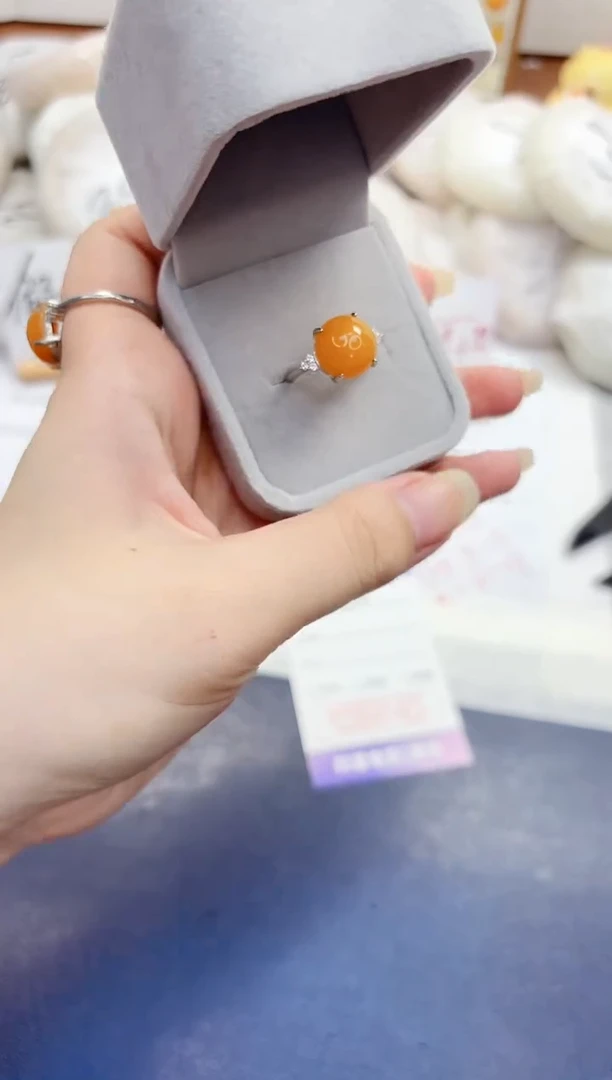 石英质玉手镯未镶嵌239