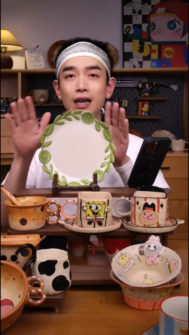 盘景德镇可爱设计师款陶瓷