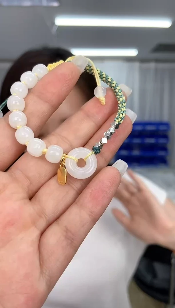 手链银S925镶嵌和田玉 天然珠宝多样性发其一