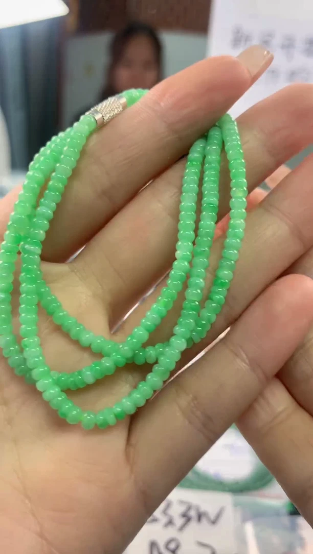 【闪购商品】翡翠手串未镶嵌68.......