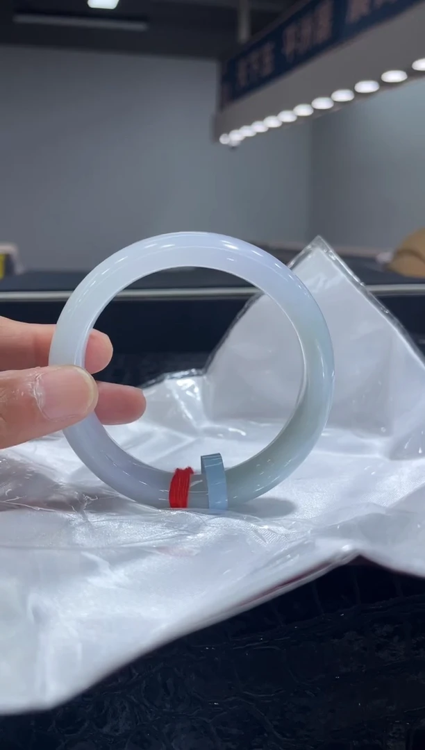 未镶嵌手镯翡翠10