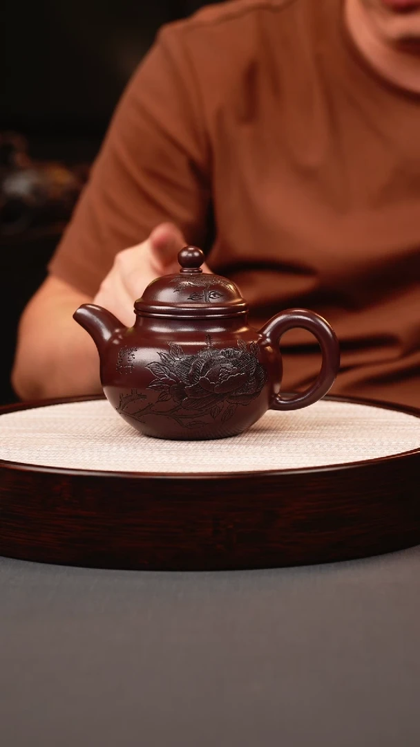 茶壶紫砂石红牡丹掇球