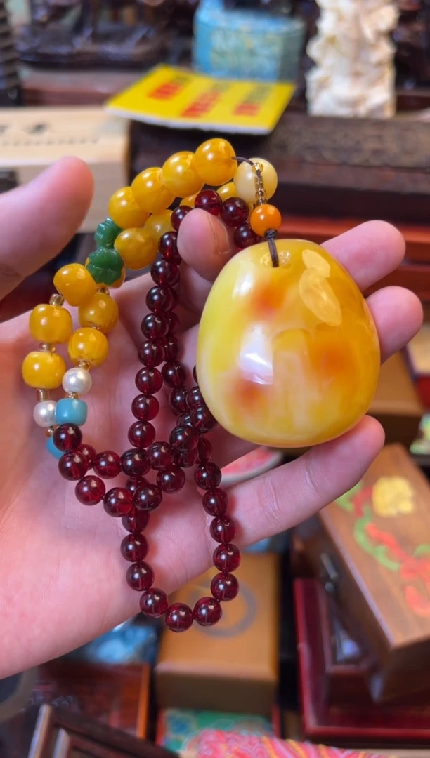 1--------瓷--------ML三阳开泰吊坠