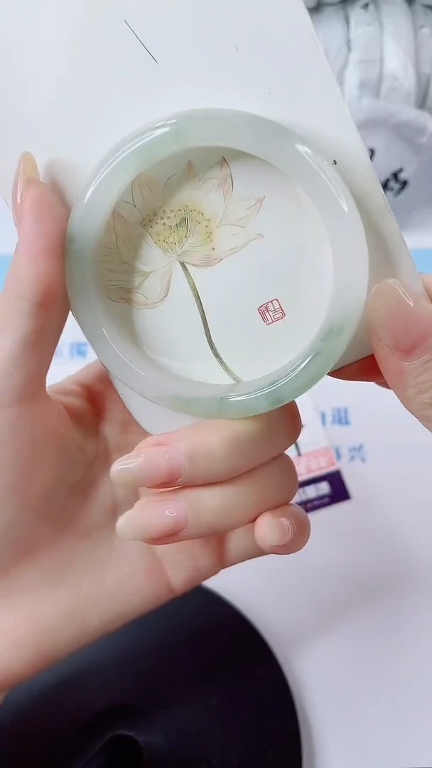未镶嵌手镯石英质玉多样性发货V184