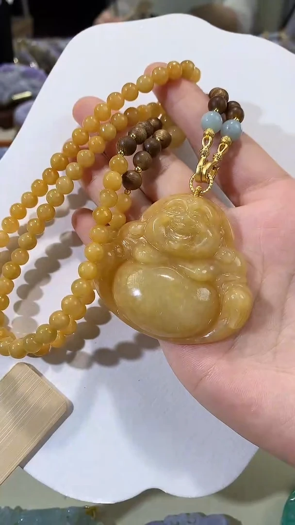 颈饰未镶嵌翡翠吊坠