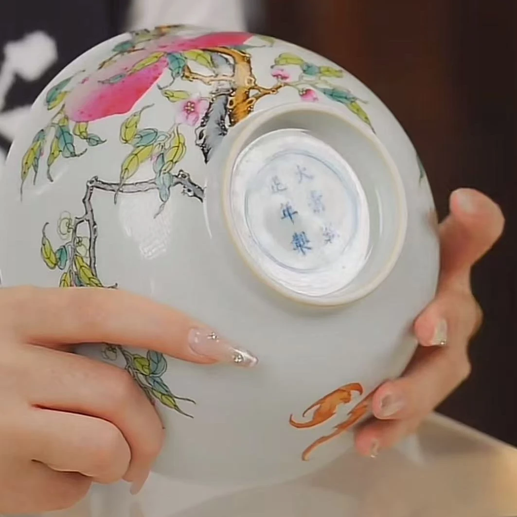 国呈拍卖古董瓷器