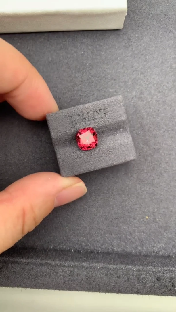 未镶嵌珠宝半成品碧玺2.6ct红碧玺 定制  GE